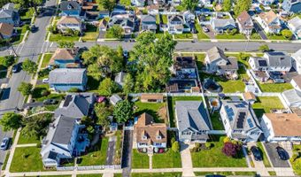 49 N Smith St, Avenel, NJ 07001
