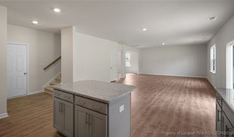 1052 Misty Creek Dr, Aberdeen, NC 28315