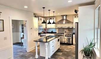 1407 Whittier Hl, Cabot, VT 05647