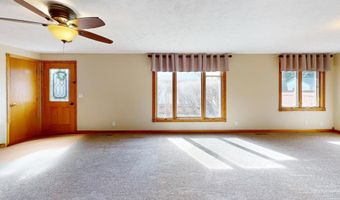 918 S 1st St, Albion, NE 68620