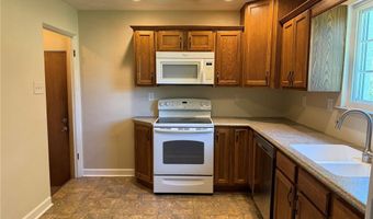 319 Lindenwood Blvd, Alton, IL 62002
