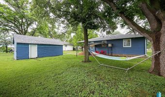 631 E 2nd St, Bridgewater, SD 57319