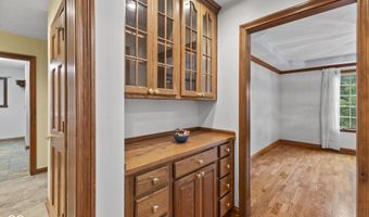 1835 Rooses Ln, Indianapolis, IN 46217