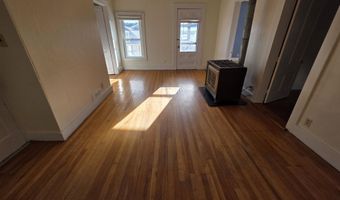 31 Granite St, Barre, VT 05641