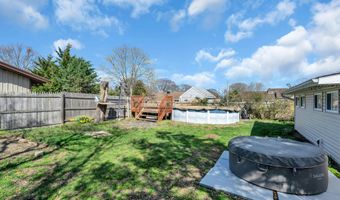 17 Anchorage Blvd, Bayville, NJ 08721