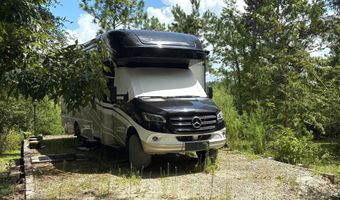 850 Gambier Dr, Alford, FL 32420