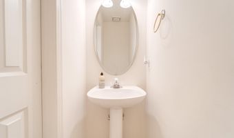 4656 KIRKLAND Pl, Alexandria, VA 22311
