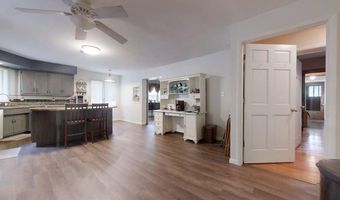 229 E Jefferson St, Arcola, IL 61910