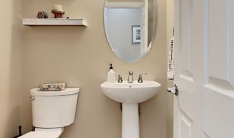 21264 FAIRHUNT Dr, Ashburn, VA 20148