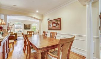 7513 HOLIDAY Ter, Bethesda, MD 20817