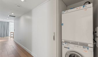 383 Kalaimoku St 1916, Honolulu, HI 96815