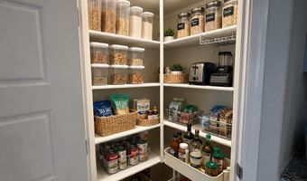 1131 S JAY St, Chandler, AZ 85286