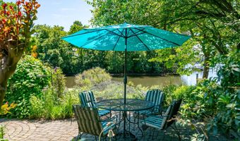 615 CANAL Ln, Annapolis, MD 21409