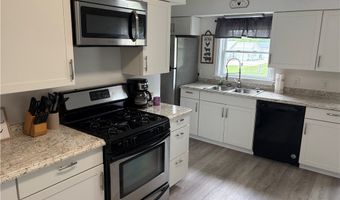 4006 Center Rd, Ashtabula, OH 44004