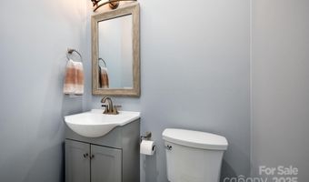 1 Jennlynn Dr, Arden, NC 28704