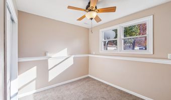 321 NE 9th St, Ankeny, IA 50021