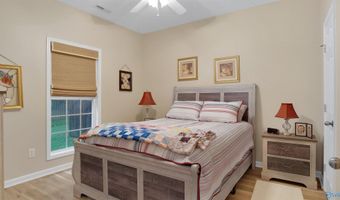 118 Santana Dr, Athens, AL 35611