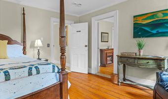 21 Main St, Bennington, VT 05257