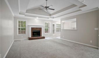 1027 Regency Dr, Acworth, GA 30102