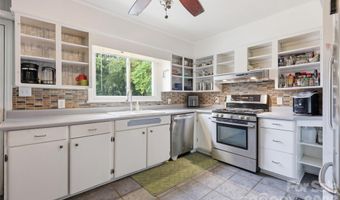 2736 Palm Ave, Charlotte, NC 28205