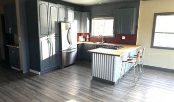 256 Snake River Dr, American Falls, ID 83211