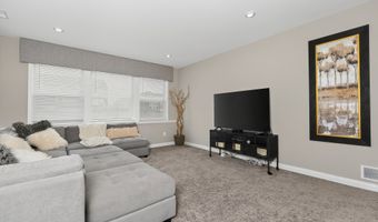 7797 Promontory Dr, Alexandria, KY 41001