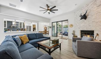 330 GARDEN Ln, Atlantic Beach, FL 32233