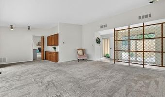 909 Lynnwood Ct, Bartlesville, OK 74006