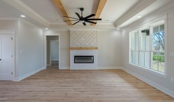 240 Michelle Dr, Beebe, AR 72012