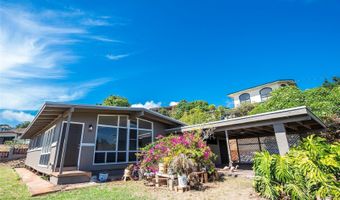 99-822 Nahiolea St, Aiea, HI 96701