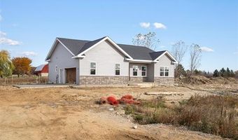 8555 Emerald Ln, Almont, MI 48003