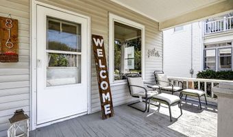 816 N SUPERIOR St, Appleton, WI 54911