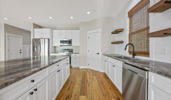 217 Masters Ln, Bean Station, TN 37708
