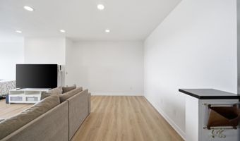 6101 EDSALL Rd 1805, Alexandria, VA 22304