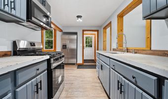 42782 N Lake Ave, Antioch, IL 60002