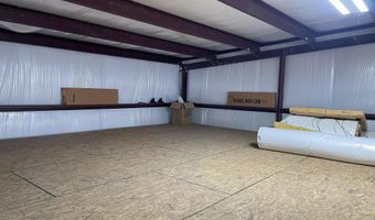 825 E Cannonball Dr, Big Water, UT 84741