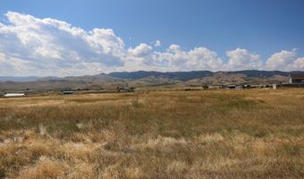 142 Warbonnet Dr, Banner, WY 82832