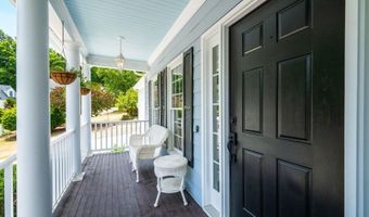 407 Maple Creek Ct, Apex, NC 27502