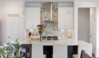 220 Briar Holw, Woodstock, GA 30188