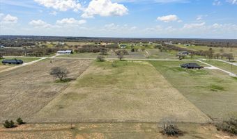 160 Rolling Hills Blvd, Alvord, TX 76225