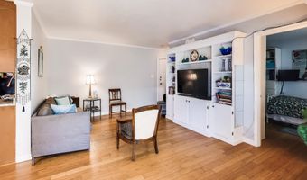 4909 AMERICANA Dr T6, Annandale, VA 22003