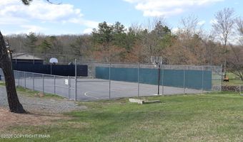 45 Foothill Rd, Albrightsville, PA 18210