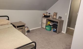 128 E Montford Ave, Ada, OH 45810