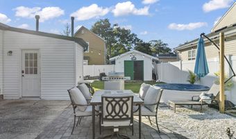240 Timberline Rd, Toms River, NJ 08753