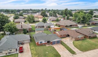 6804 NW 25th St, Bethany, OK 73008