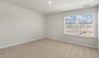 1061 Misty Creek Dr, Aberdeen, NC 28315