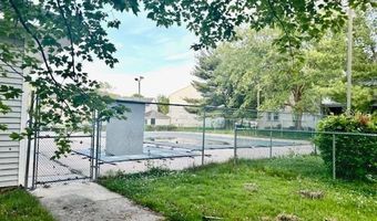27 Oyster Bay, Absecon, NJ 08201