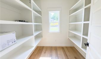 25 Roxburgh Dr, Bella Vista, AR 72715
