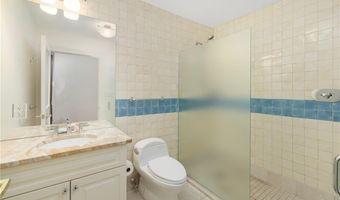 341 Thames St 209 S, Bristol, RI 02809