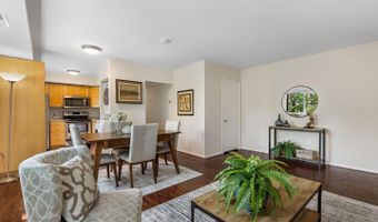 3330 S 28TH St 401, Alexandria, VA 22302